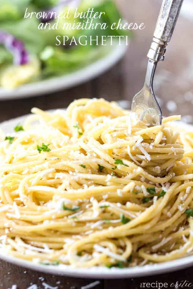Спагетти с коричневым маслом и сыром мазитра